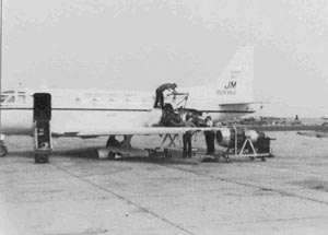 ../Aircraft_photos/CT39_engchg_galinos.jpg