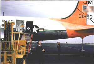 ../Aircraft_photos/R5D_91999orangetail_owen.jpg